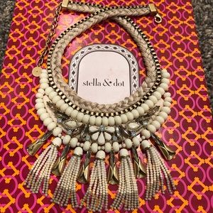 Eloisa necklace